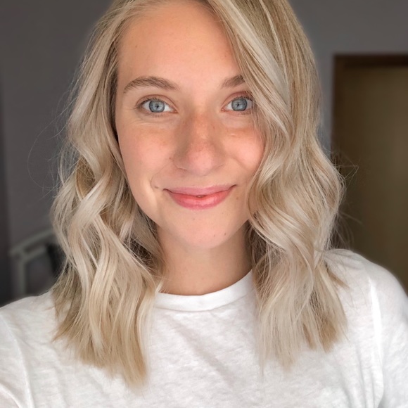 Meet your Posher, Megan - Picture 1 of 1